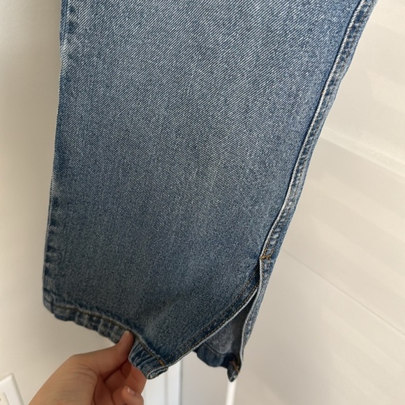 Women’s High Rise Light Wash Straight Leg Jeans – Size 8 - Picture 4 of 7